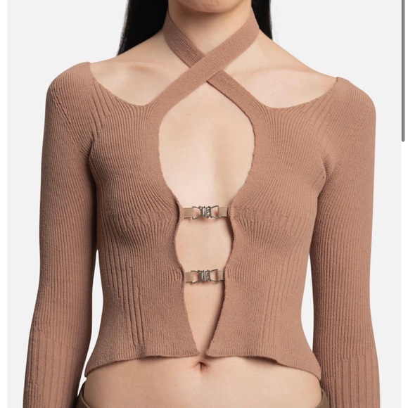 MISBHVwomen's knit long sleeve top Size S